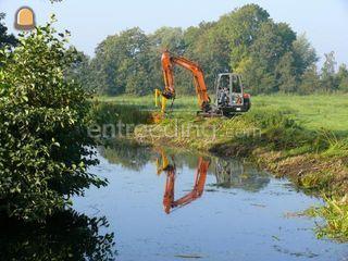 Hitachi Zaxis 50 + maaiko... Omgeving Gouda