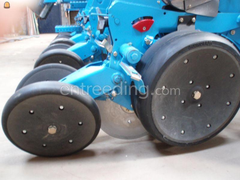 Monosem  NG plus 8 rijer