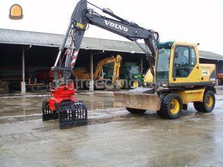 Volvo EW 140+sloopsorteer... Omgeving Land van Cuijk