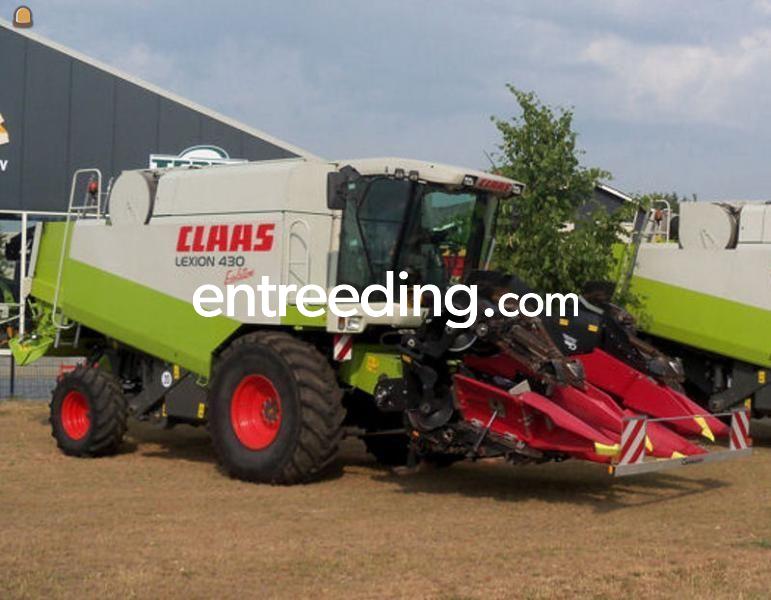 Claas met kolven plukker