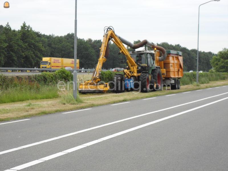 Trekker met bladzuiger