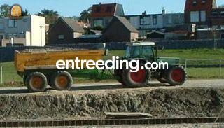 tractor en grondkar Joski... Omgeving Bergen op Zoom
