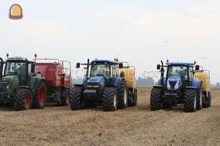 Newholland BB9080 en D121... Omgeving Voorne-Putten