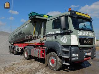 Stevens-April Transport uit Temse