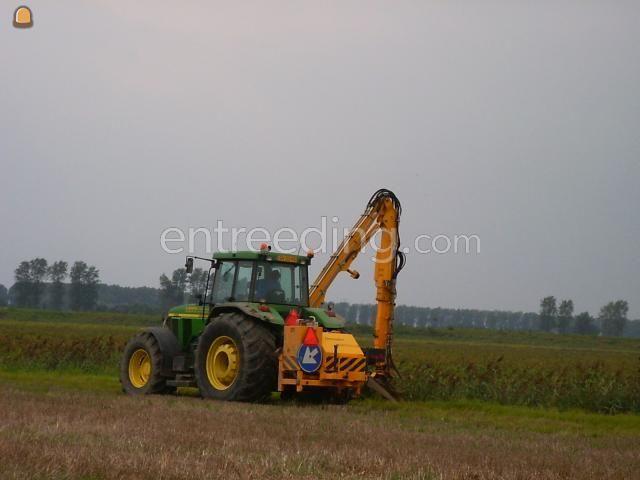 John Deere 7810 + herder grenadier