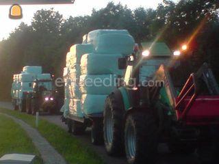 DF 135 met voorlader en b... Omgeving Weesp