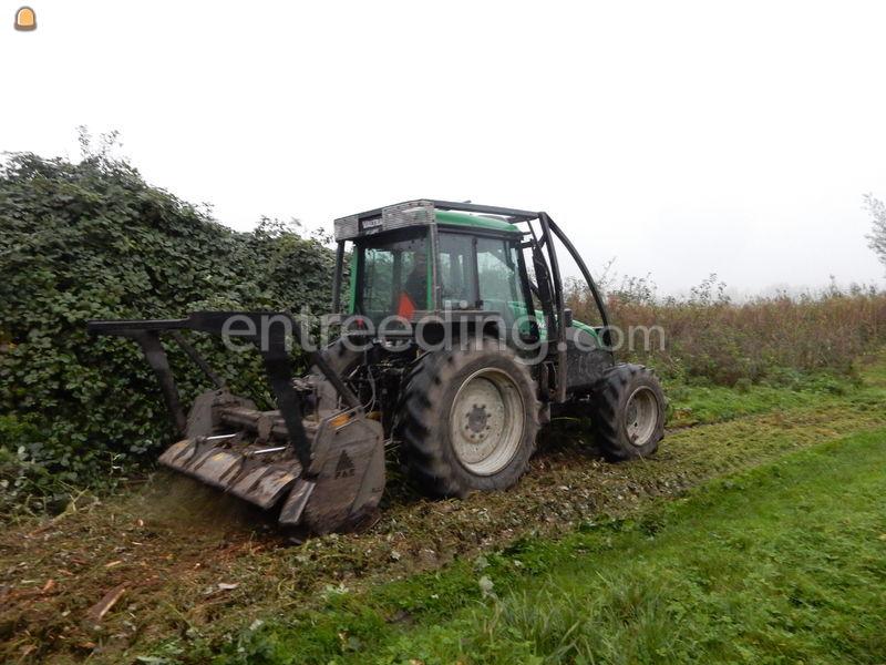 Valtra + FAE bosklepel