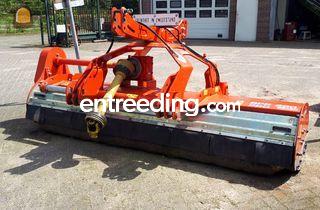 Klepelmaaier Omgeving Kempen