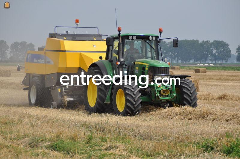 John Deere + New Holland BB960