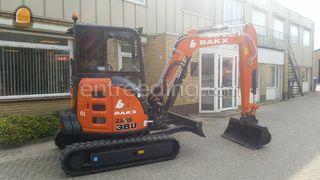 Hitachi ZX 38U Omgeving Roosendaal