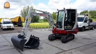 Takeuchi TB228 Omgeving Hoekse Waard