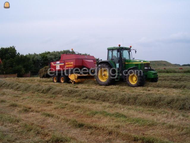 John Deere + New Holland BB960