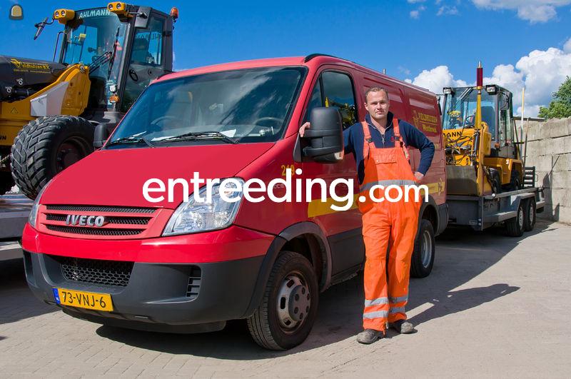 Ahlmann AZ45 met leveler