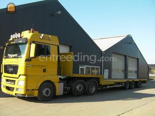 semi-dieplader oplegger Omgeving Breda