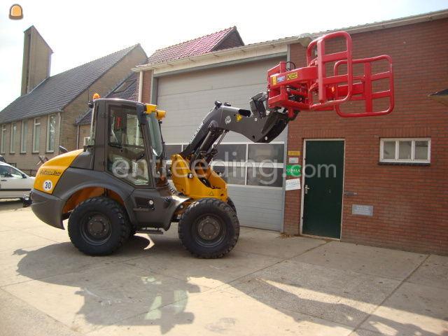 Ahlmann AZ 95 zwenklader