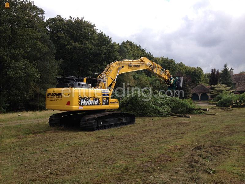 Komatsu HB215LC-2 hybride