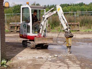 Takeuchi 016 Omgeving Oosterhout