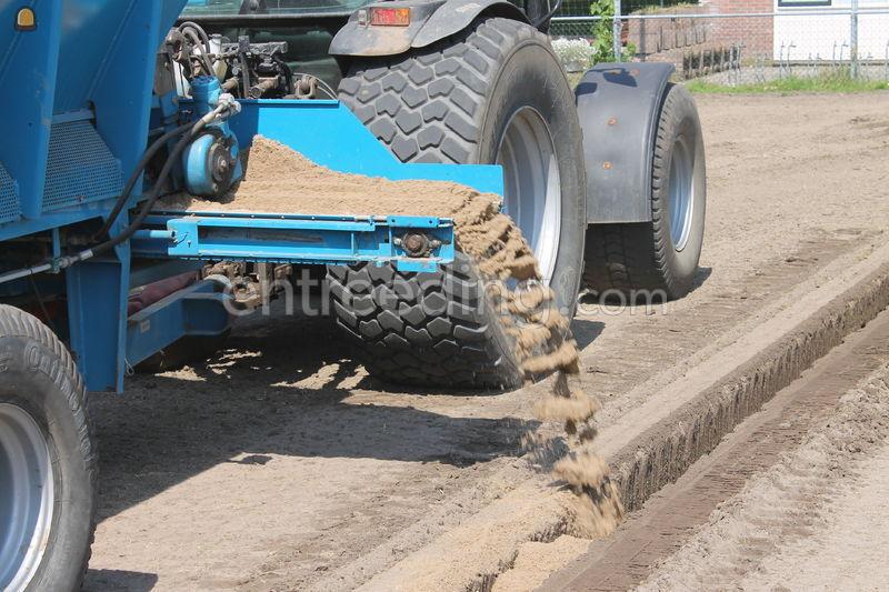 Schotelstrooier / sleuvenvuller