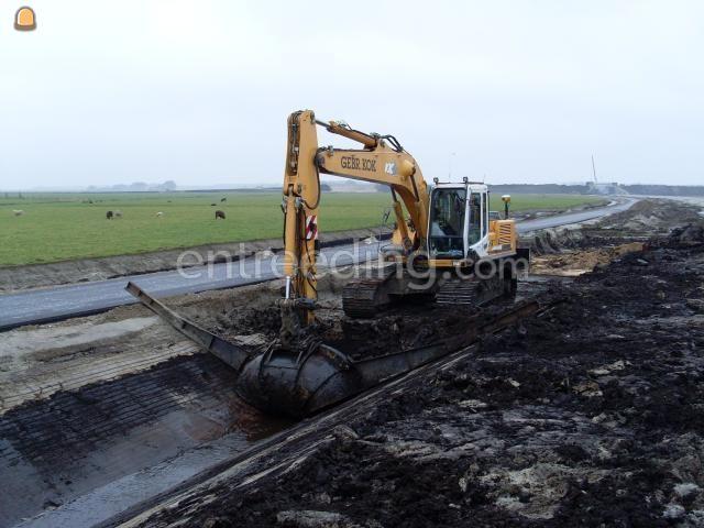 Rupsgraafmachine Liebherr R 924