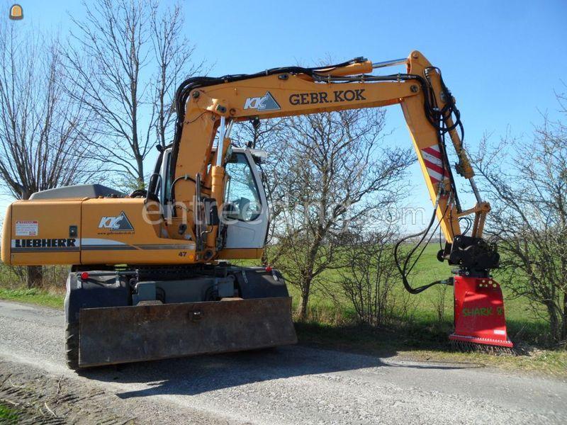 Liebherr + Ufkes Shark 8