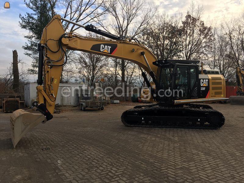 Cat 326 F