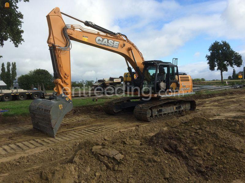 CASE CX 250D
