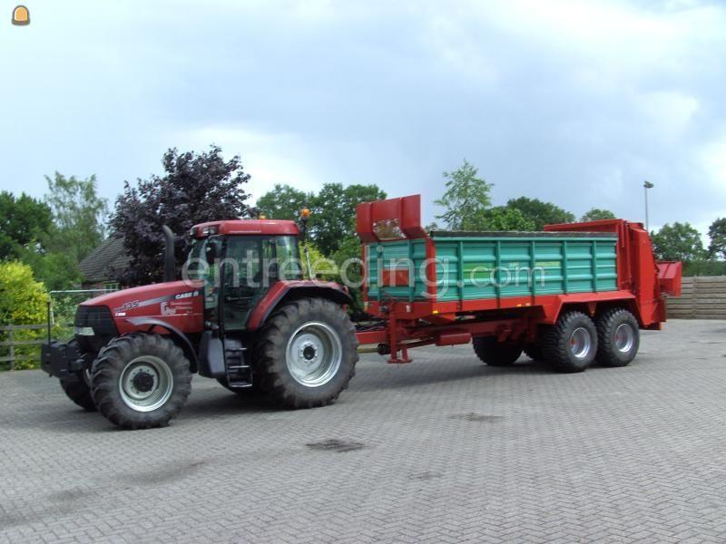 Case MX135 met Hawe strooier