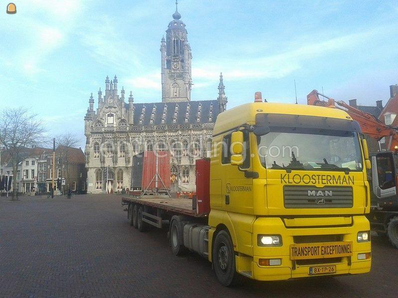 MAN 4x2 + 3 assige oplegger