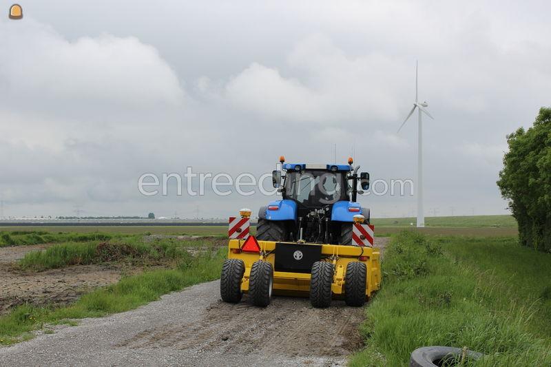 New Holland T7 220 + AP KB110/300