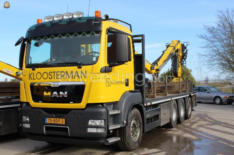 MAN 8x4 rijplaatauto