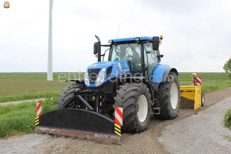 New Holland T7 220 + AP KB110/300