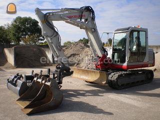 Takeuchi 175 Omgeving Tiel