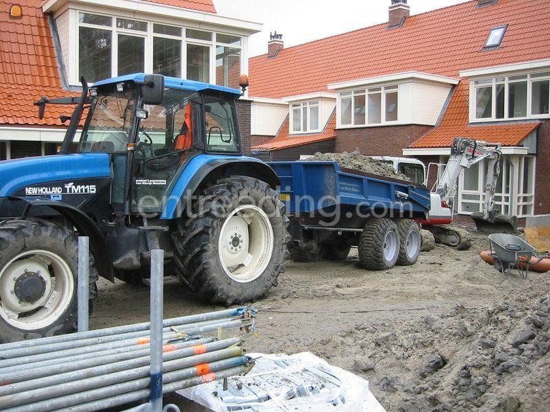 Trekker met dumper