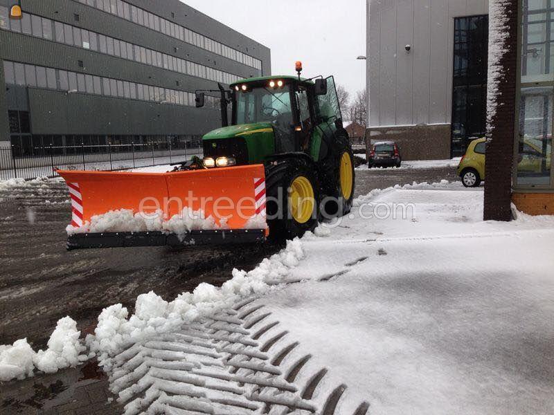 John Deere + Sneeuwschuif