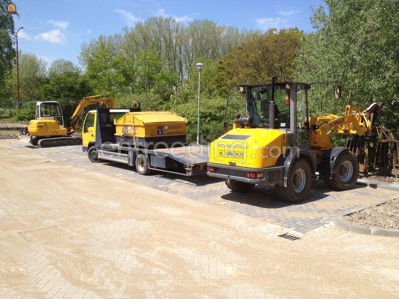 Shovel zwenklader 1.000 liter