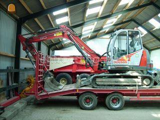 Neuson 8002 trilblok over... Omgeving Zetten