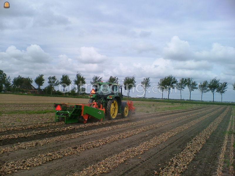 Holaras uienrooier/klapper