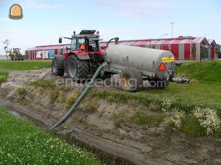 MF + joskin waterwagen Omgeving De Ronde Venen