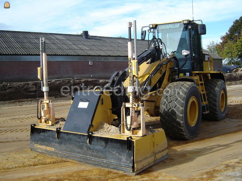 CAT 930H