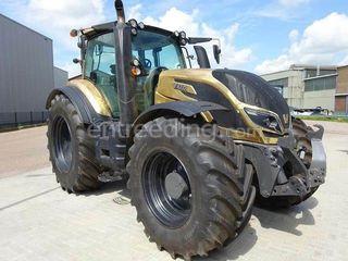 Valtra (Model T214D Direc... Omgeving Amsterdam