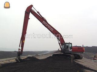 Hitachi EX 355 longreach Omgeving Breda