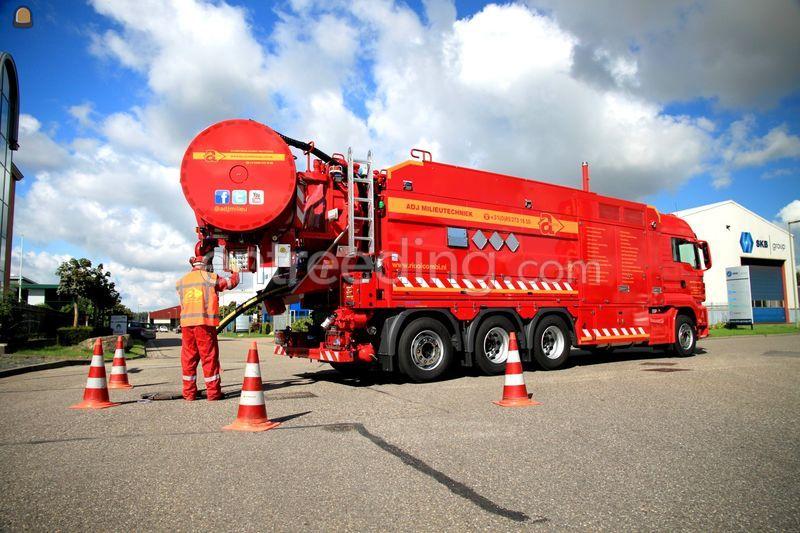 Rioolcombi vacuumwagen zuigwagen