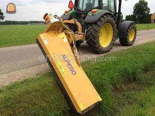 Tractor + achter klepelma... Omgeving Barneveld