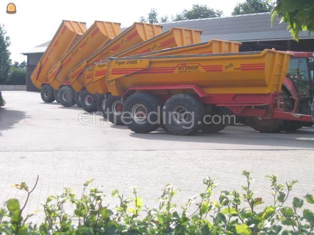 Tractoren + Jako getrokken dumper