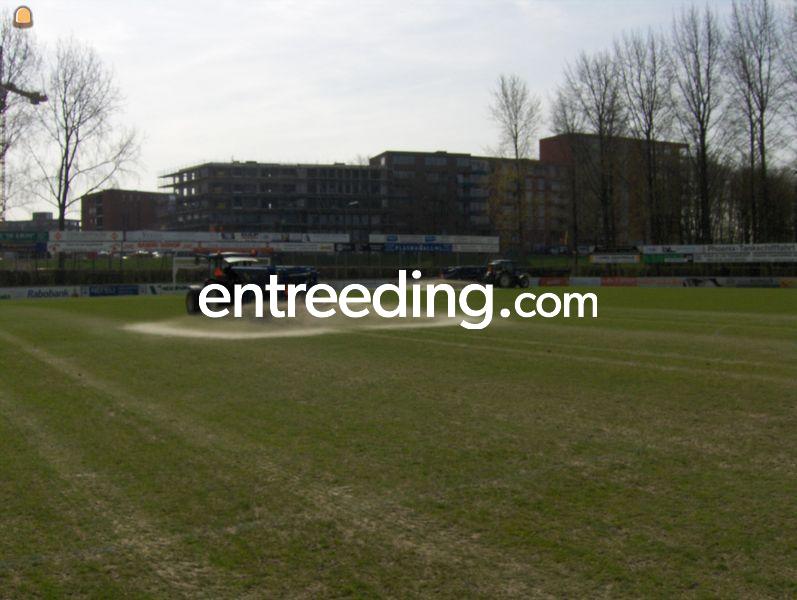 Tractor + schotelstrooier 2x