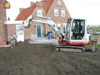 Takeuchi  TB135 Omgeving Langedijk