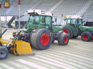 Fendt 208 FA + midikilver Omgeving Delft
