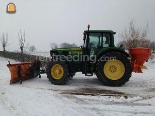 John Deere + sneeuwschuif... Omgeving Oostelijke Mijnstreek