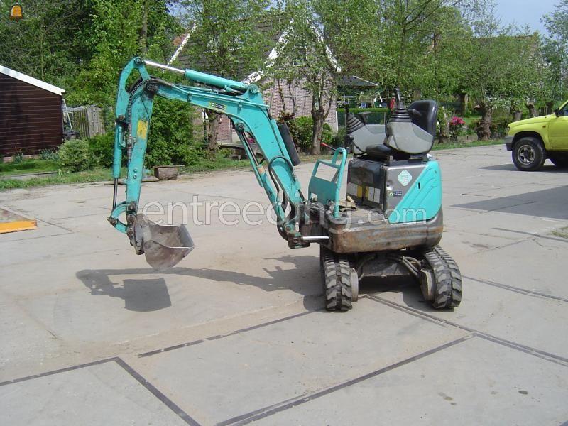 Kobelco SK09