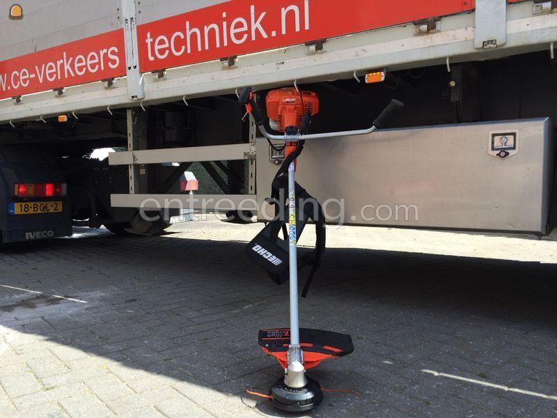 Bosmaaier incl. veiligheidstoebehoren